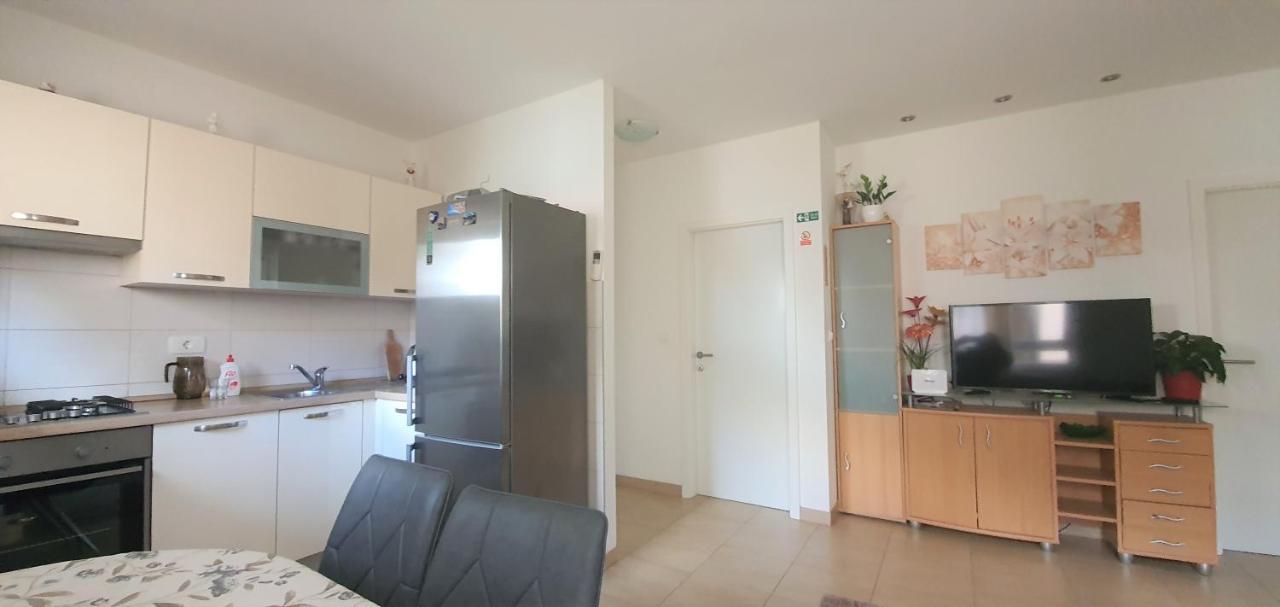 Adriatic Beach Suites Omiš Εξωτερικό φωτογραφία