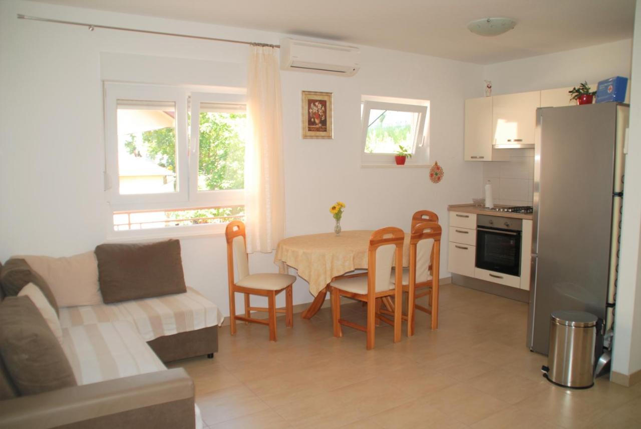 Adriatic Beach Suites Omiš Εξωτερικό φωτογραφία