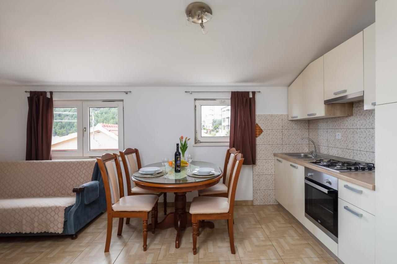 Adriatic Beach Suites Omiš Εξωτερικό φωτογραφία