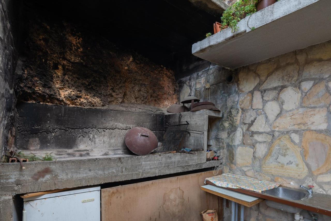 Adriatic Beach Suites Omiš Εξωτερικό φωτογραφία